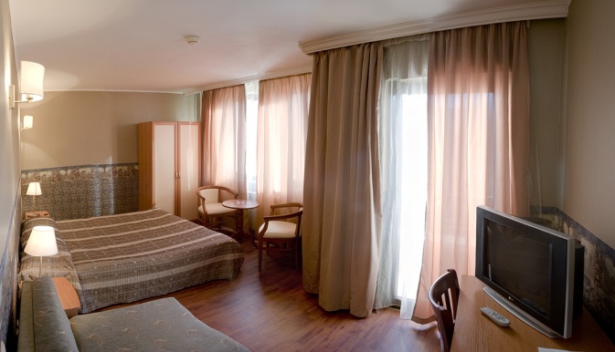 ANELI_BANSKO_AIR_TOUR_TRAVEL 